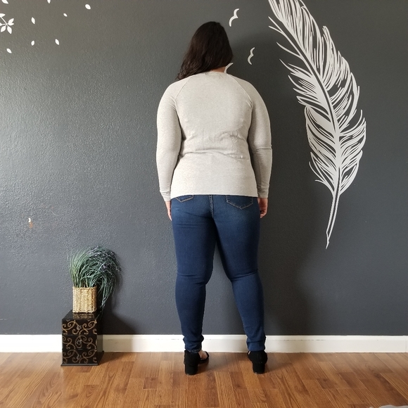 Loft Grey Sweatshirt - Picture 3 of 4